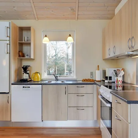 Razmo - 300m From The Sea By Interhome *