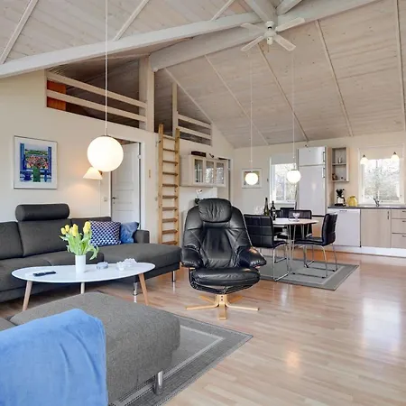 Hébergement de vacances Razmo - 300m From The Sea By Interhome Ørsted